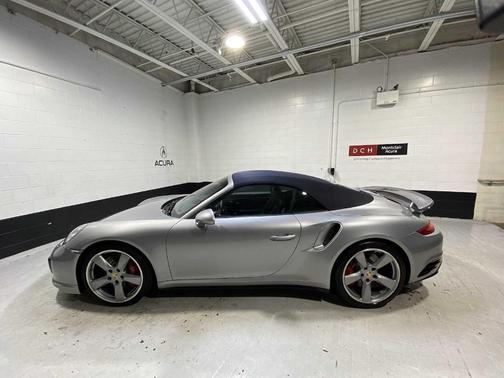 2017 Porsche 911 Turbo