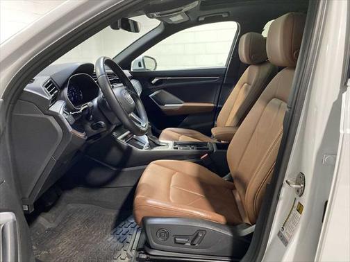 2021 Audi Q3 40 Premium