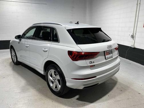2021 Audi Q3 40 Premium