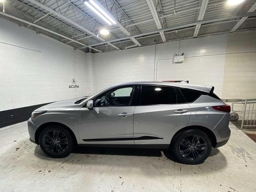 Lunar Silver Metallic 2024 Acura RDX A-Spec