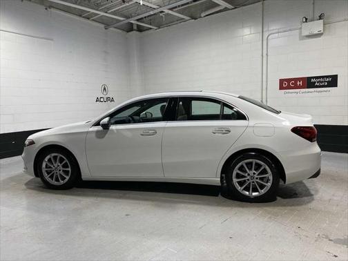 2022 Mercedes-Benz A-Class A 220 4MATIC