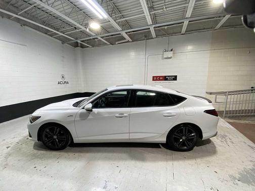 2023 Acura Integra w/A-Spec Package