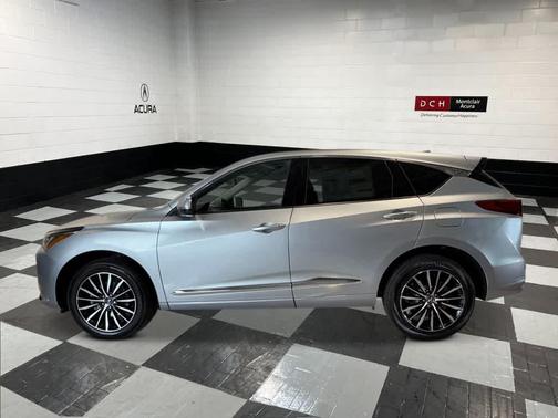 2025 Acura RDX Advance Package