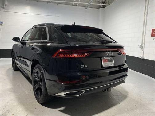 2019 Audi Q8 Premium