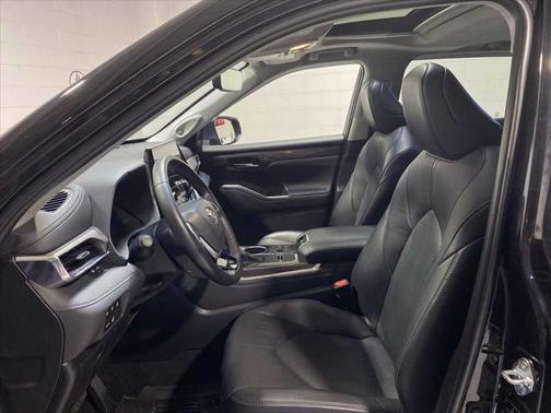 2023 Toyota Highlander Hybrid Limited