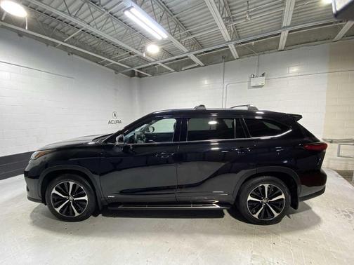 2023 Toyota Highlander Hybrid Limited