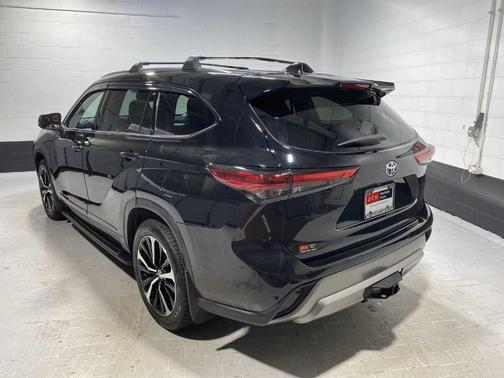 2023 Toyota Highlander Hybrid Limited