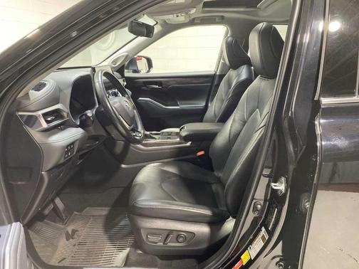 2023 Toyota Highlander Hybrid Limited