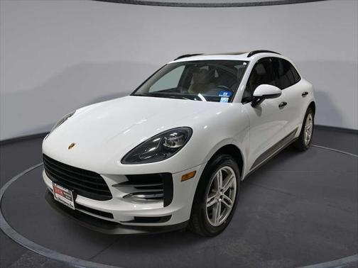 2020 Porsche Macan Base