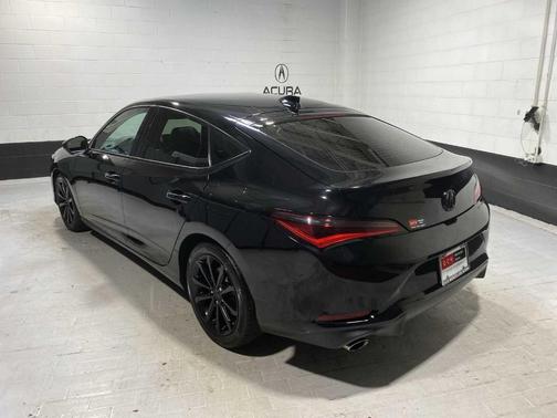 2023 Acura Integra Base