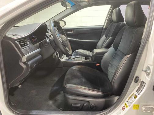 2015 Toyota Camry XSE