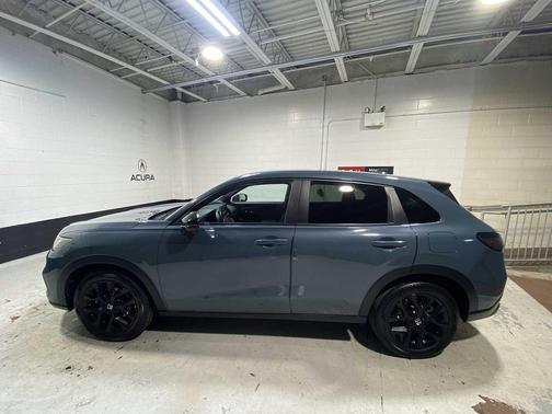 Green 2024 Honda HR-V