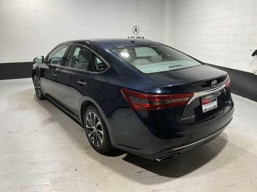 2016 Toyota Avalon XLE Plus