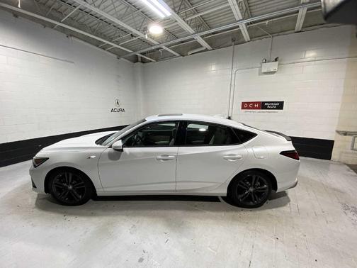 2023 Acura Integra w/A-Spec Package