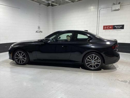 2023 BMW 230 i xDrive