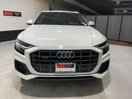 2019 Audi Q8 Premium