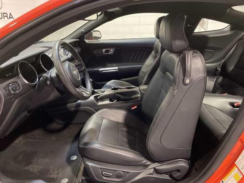 2015 Ford Mustang EcoBoost Premium