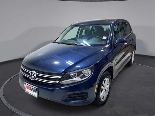 Blue 2012 Volkswagen Tiguan