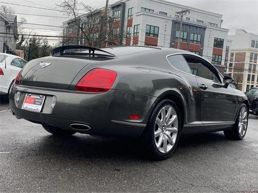 Photo 5 of 49 of 2005 Bentley Continental GT