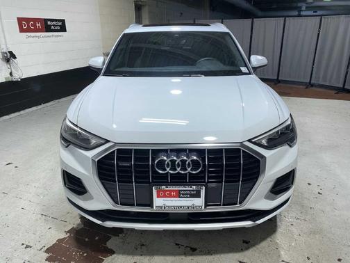 Glacier White Metallic 2019 Audi Q3 2.0T Premium