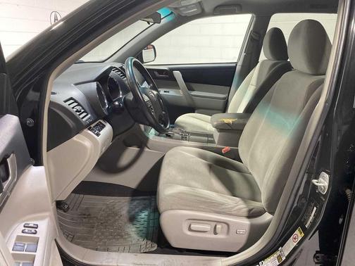2012 Toyota Highlander 