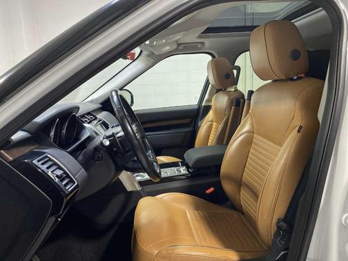 2017 Land Rover Discovery HSE