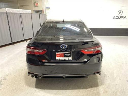 2024 Toyota Camry Hybrid SE