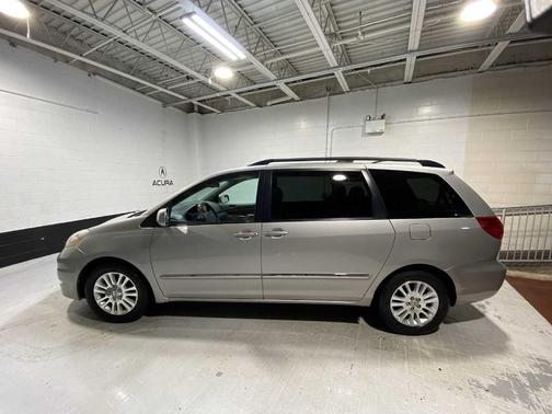 2007 Toyota Sienna XLE Limited