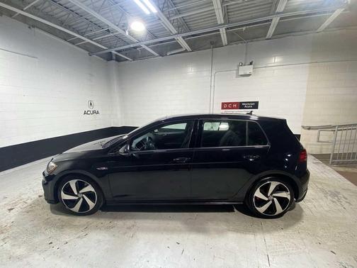 2018 Volkswagen Golf GTI 2.0T SE 4-Door