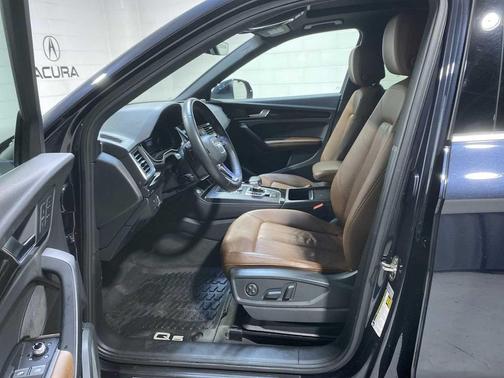 Moonlight Blue Metallic 2019 Audi Q5 2.0T Premium Plus