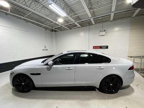 2021 Jaguar XF P300 R-Dynamic SE