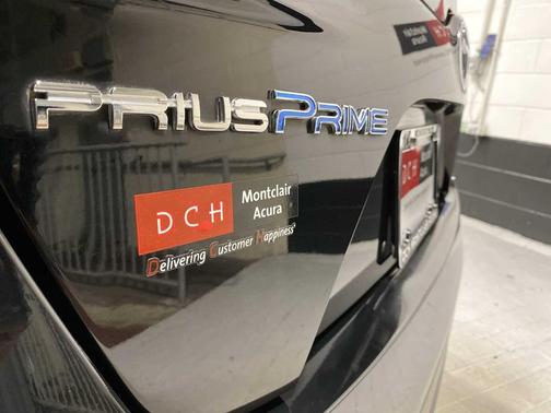 2022 Toyota Prius Prime LE