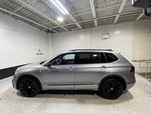2021 Volkswagen Tiguan 2.0T SE R-Line Black