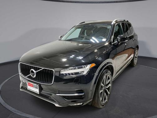 2019 Volvo XC90 T6 Momentum