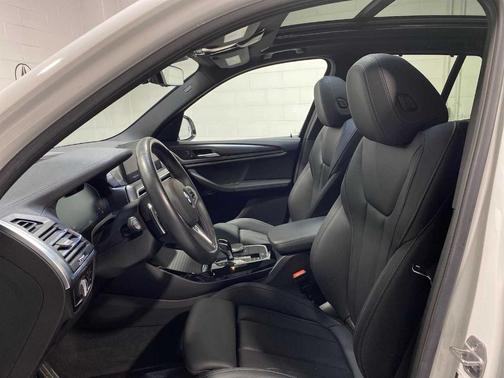 2023 BMW X3 M40i
