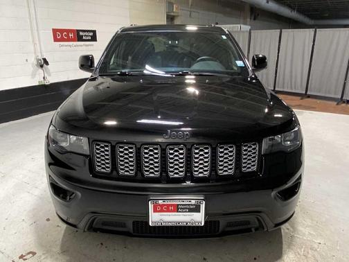 2018 Jeep Grand Cherokee Altitude