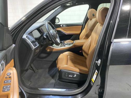 Black Sapphire Metallic 2019 BMW X5 xDrive40i