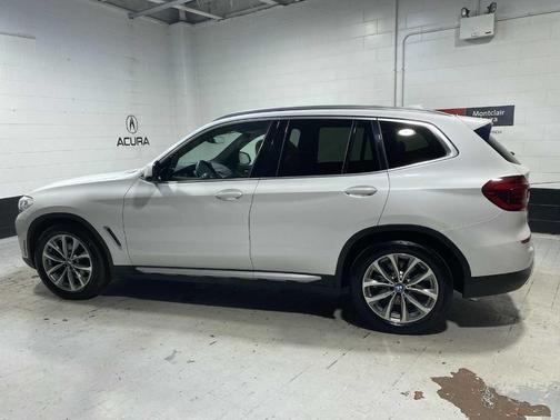 Mineral White Metallic 2019 BMW X3 xDrive30i