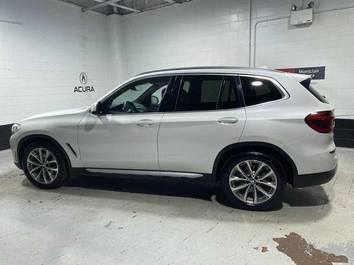Mineral White Metallic 2019 BMW X3 xDrive30i