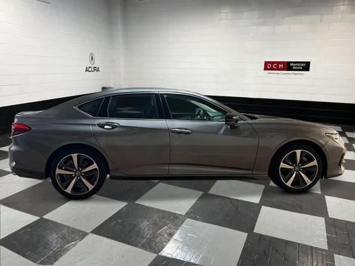 2025 Acura TLX Technology