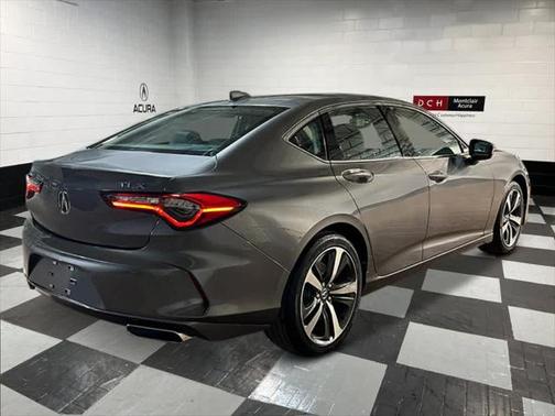 2025 Acura TLX Technology