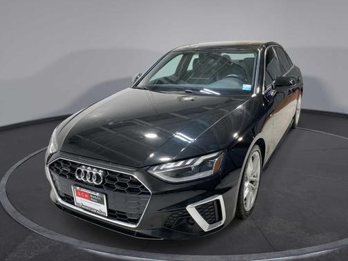 2023 Audi A4 45 S line Premium Plus