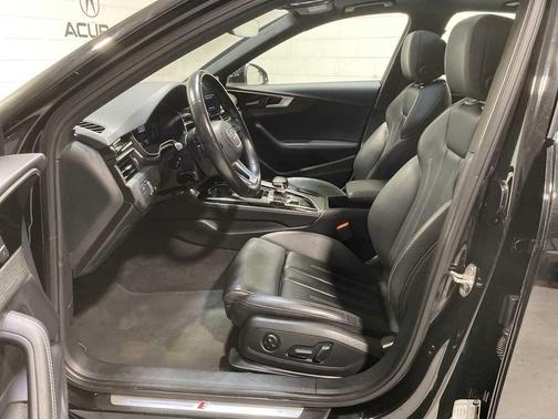 2023 Audi A4 45 S line Premium Plus