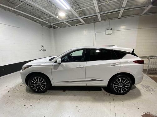 Platinum White Pearl 2025 Acura RDX Advance Package