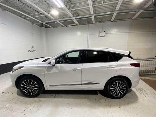 Platinum White Pearl 2025 Acura RDX Advance Package