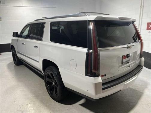 2018 Cadillac Escalade ESV Platinum