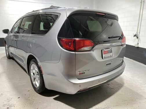 2019 Chrysler Pacifica Limited