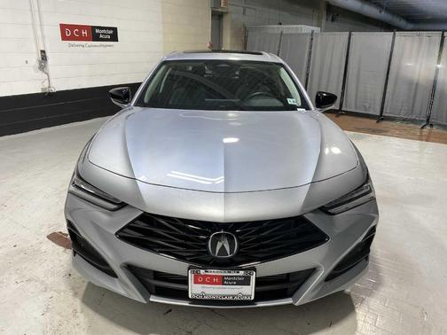 2025 Acura TLX Technology