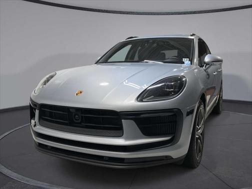 2022 Porsche Macan S