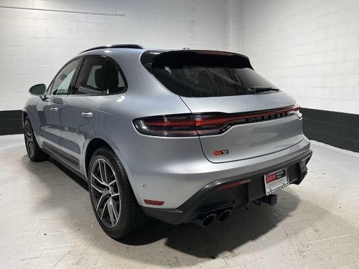2022 Porsche Macan S